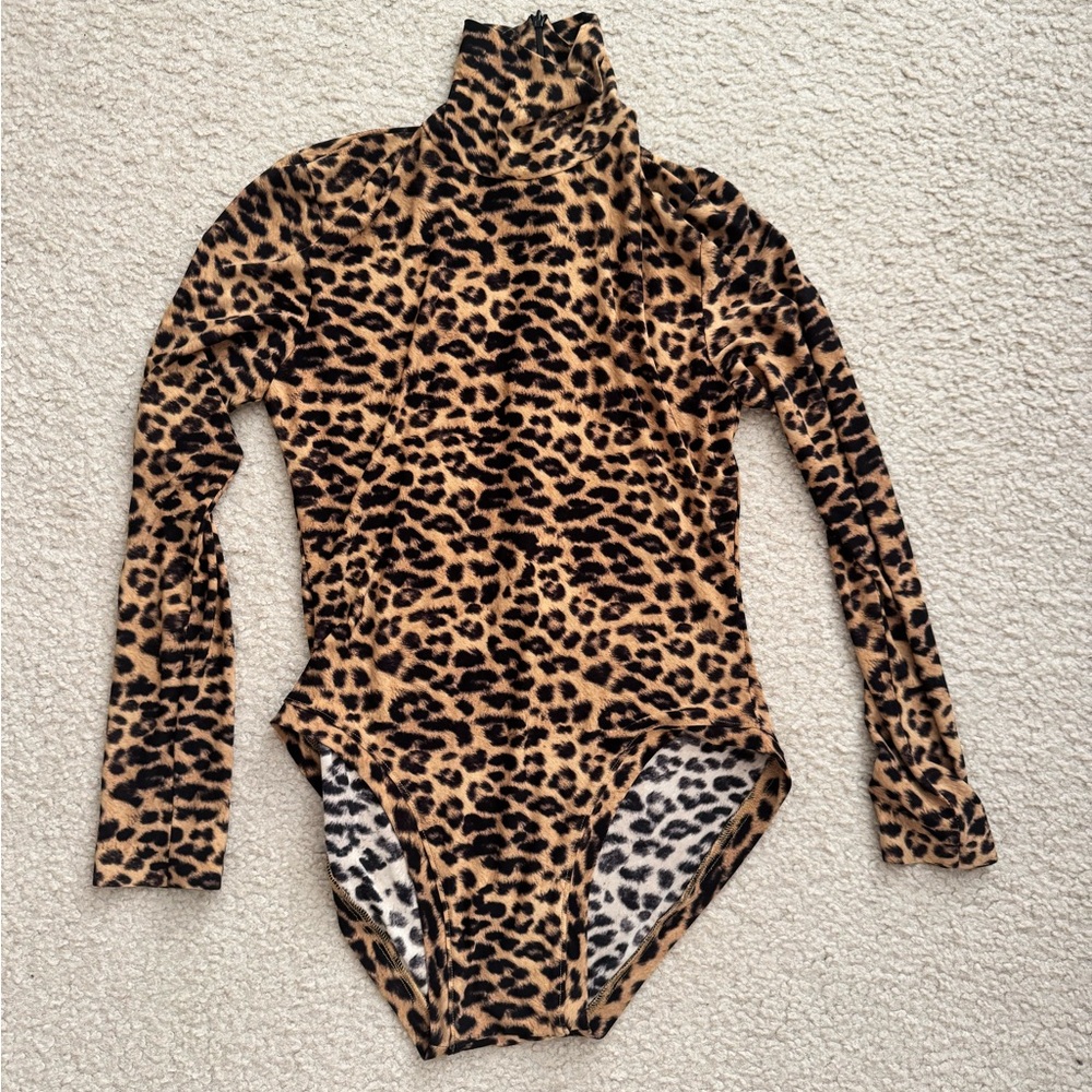 Norma Kamali Leopard Print Bodysuit